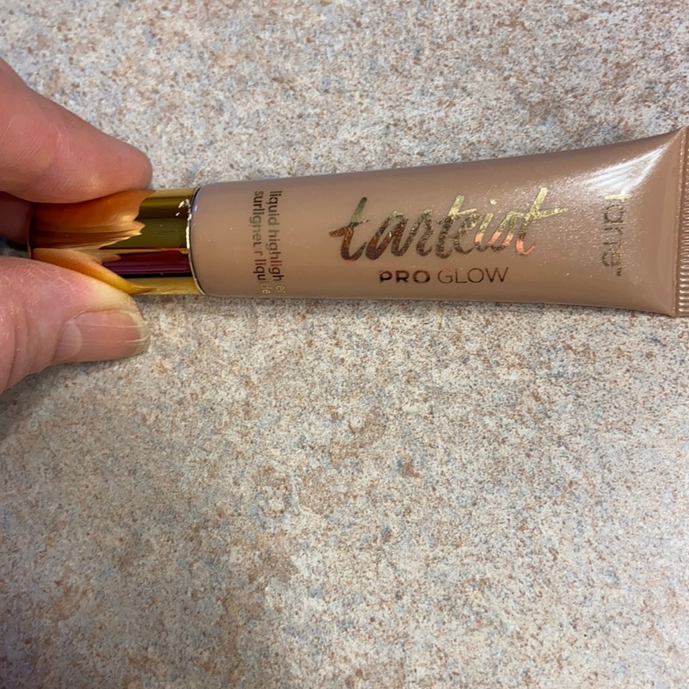 Tarteist pro glow Liquid highlighter sparkler